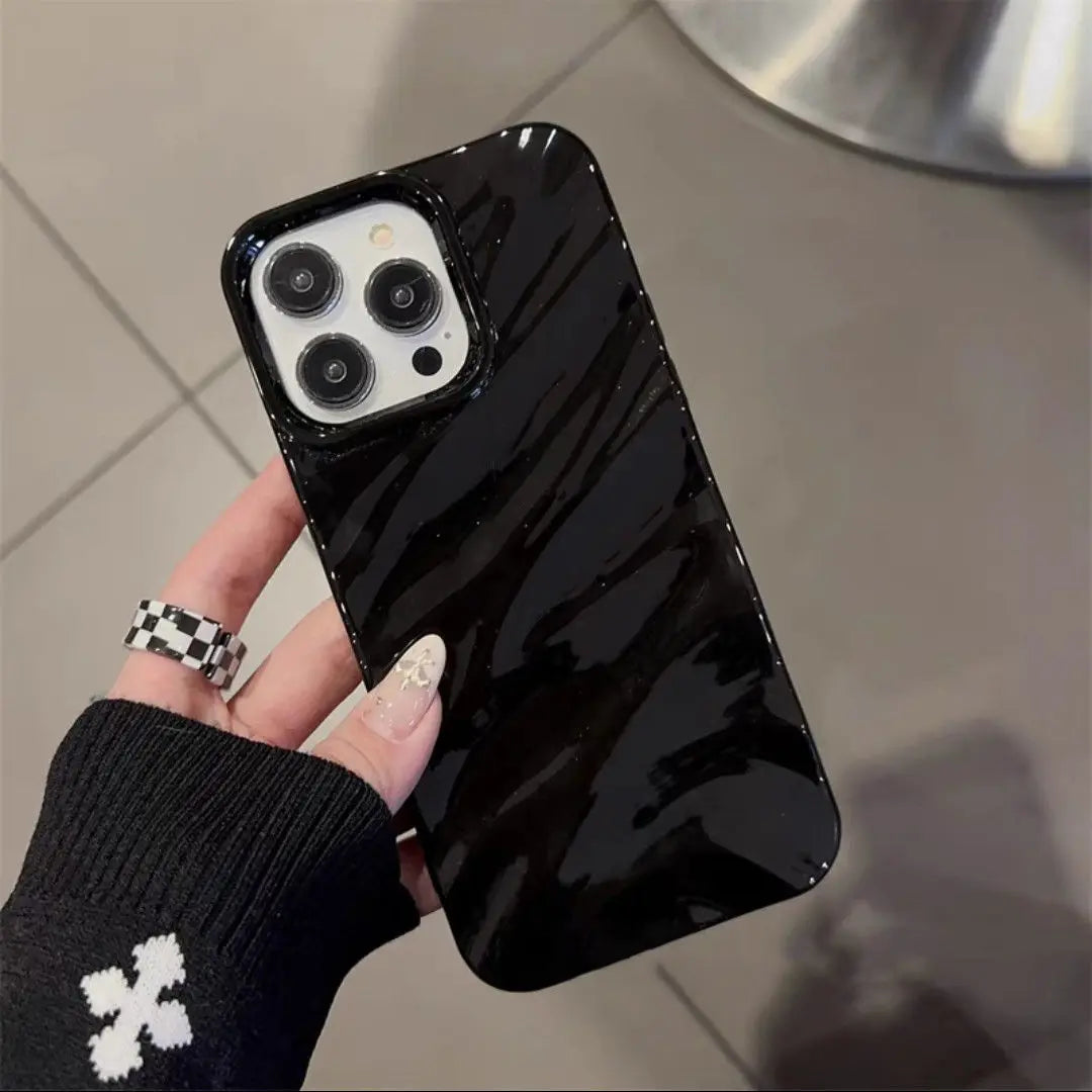 Luxury 3D Wavy Pattern Phone Case