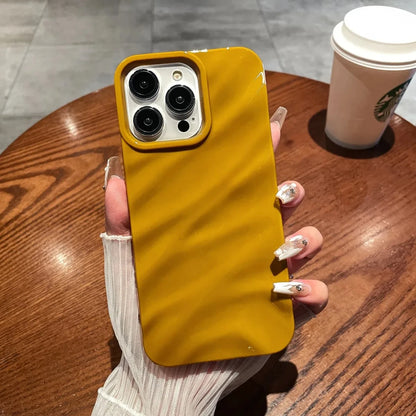 Luxury 3D Wavy Pattern Phone Case